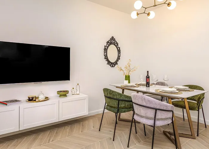 Biondina “luxury In The Center” Apartamento *