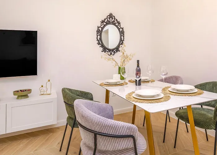 Biondina “luxury In The Center” * Split