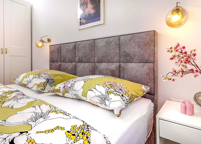 Biondina “luxury In The Center” Apartamento *